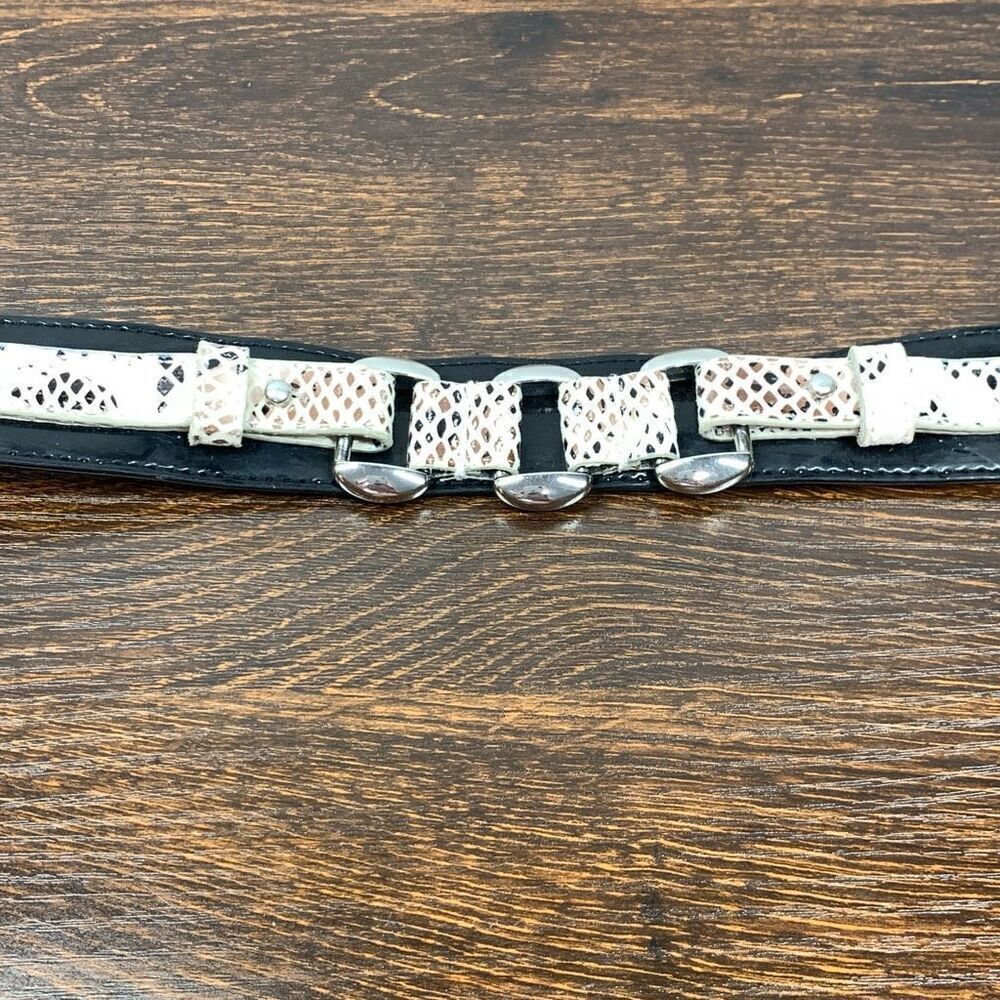White House Black Market Women's 3 Snap Leather Belt Black And White Size Small